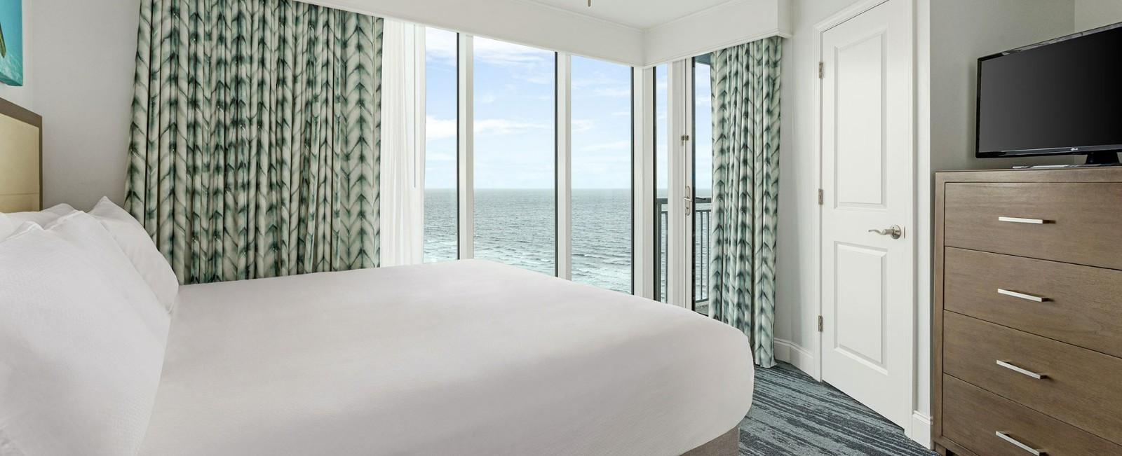 Wyndham Towers on the Grove – 1BR Oceanfront Jul July Aug Sep Sept