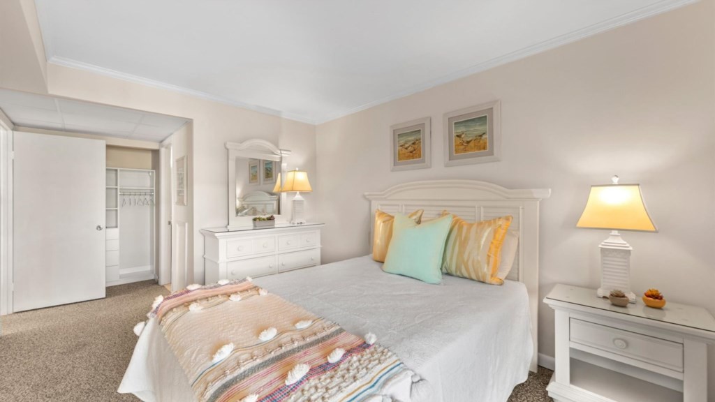 ****** Ocean Time Resort ******* $425.00 ****** 2 minute walk to the BEACH *****