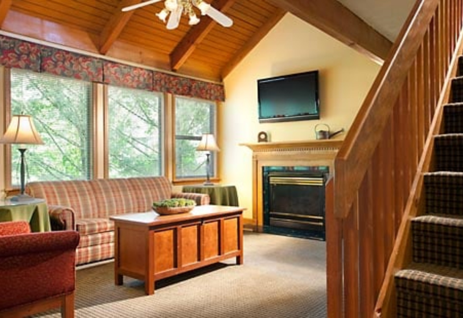 7 nights Mountainloft 2BR+Loft 2BA Sleeps 10 Dec 12-19, 2026 in Gatlinburg, TN