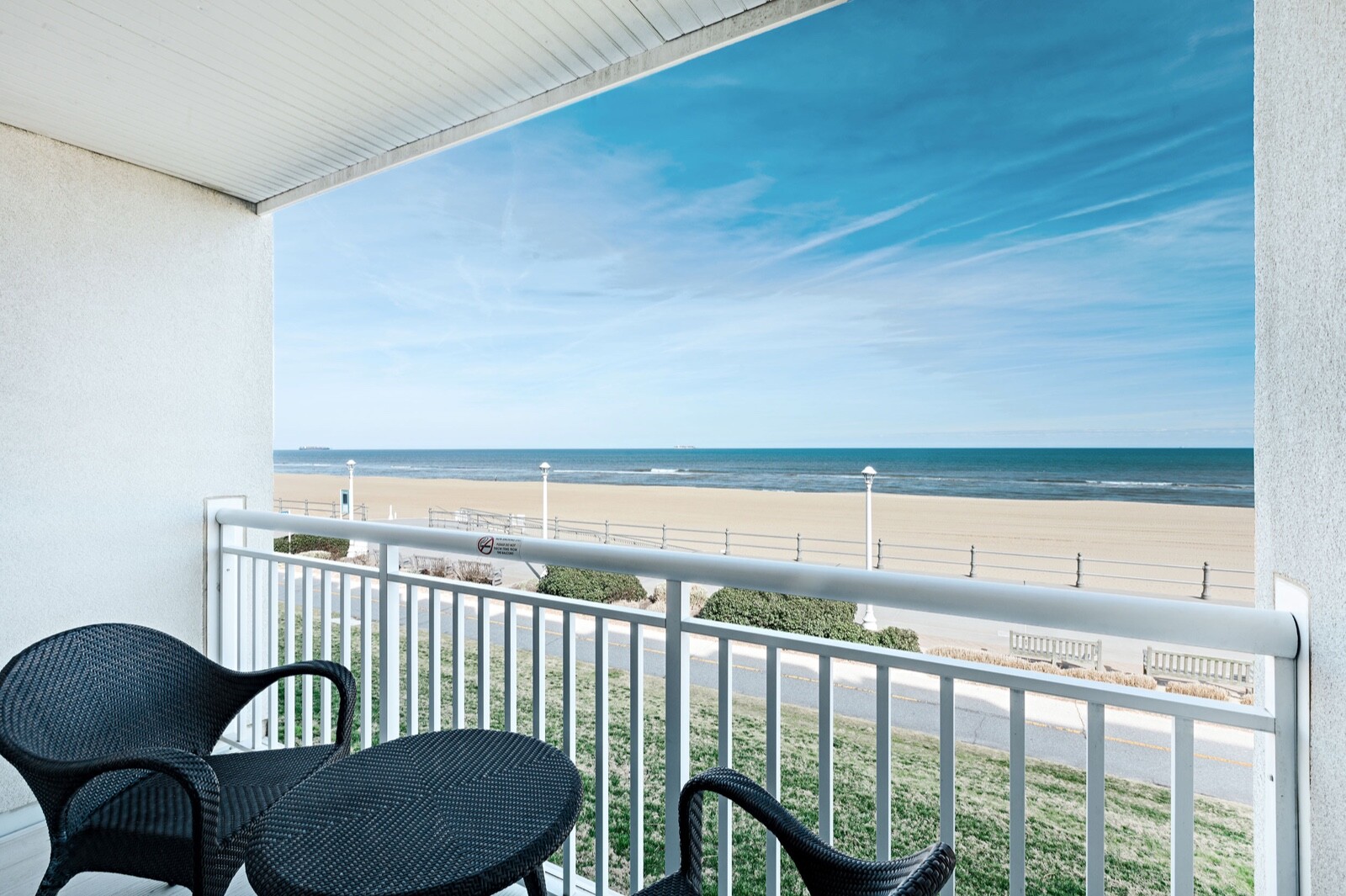 OceanSandsResort Virginia Beach Rental 1BR1BA  w Balcony June 29th-July 6th 2024