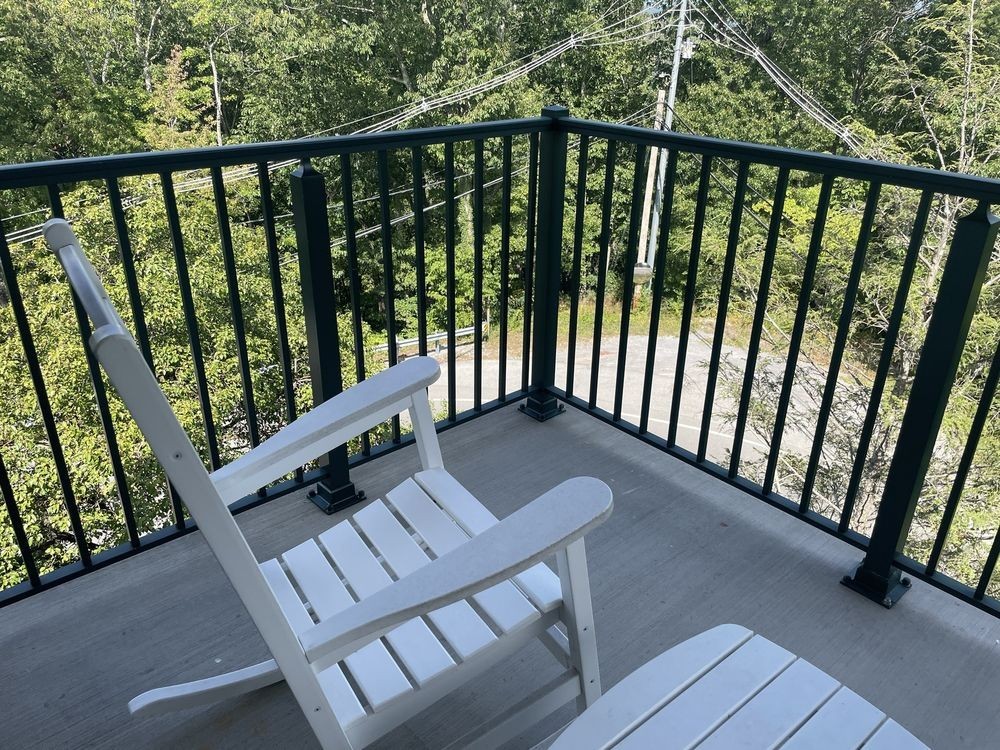 JUNE WEEKS -Laurel Point Resort Smoky Mountains!~ Gatlinburg, TN 2BR/SLPS 6
