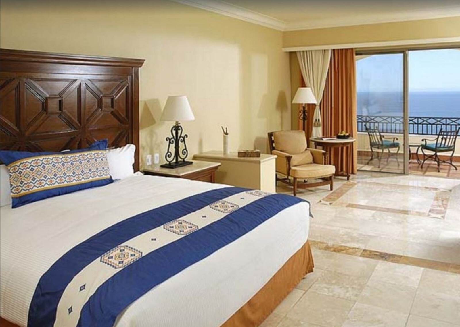 Pueblo Bonito Sunset Beach 2 Bedroom Pres. , Jan 4 to 11, 2027, flexible dates