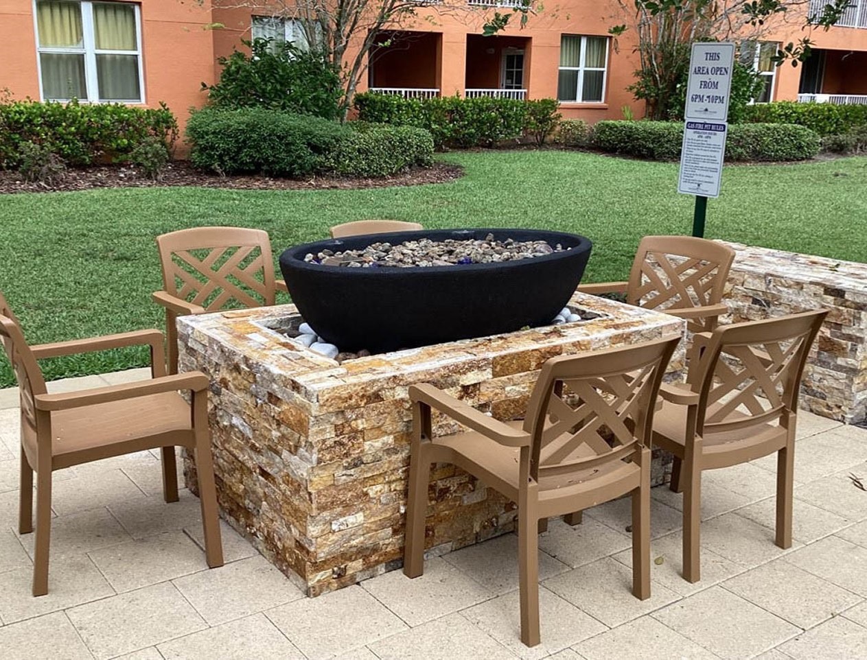 Last-Minute Deal! One-Week 1 Bedroom Apartment Vacation in Weston, South Florida