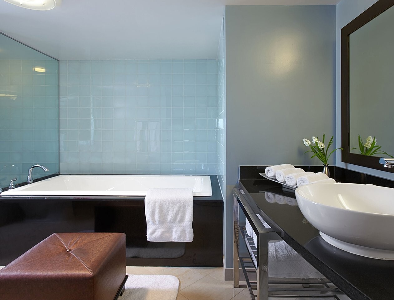 The Hilton Club New York – One Studio One Week New York City Vacation