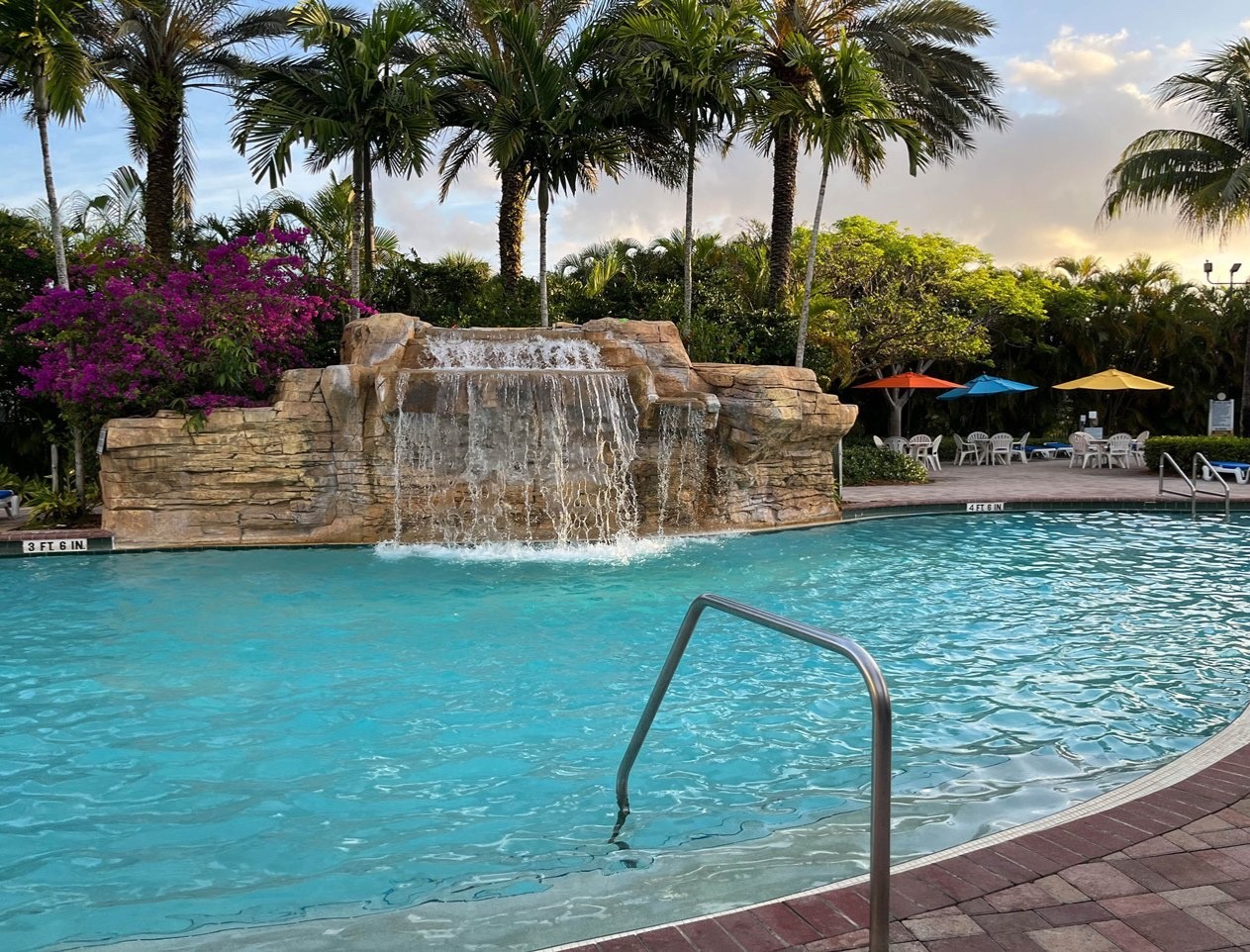 Last-Minute Deal! One-Week 1 Bedroom Apartment Vacation in Weston, South Florida
