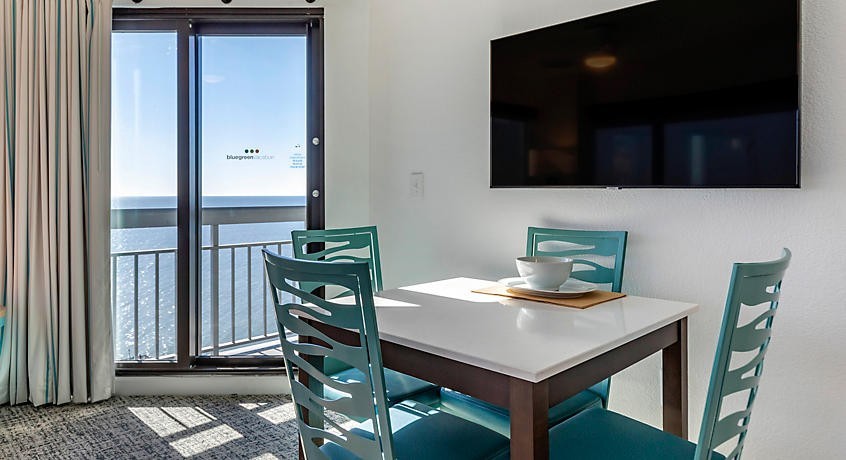 Myrtle Beach SeaGlass Tower Oceanfront Condo 1BR Deluxe Jul 5-9 2026 (4 Avail)