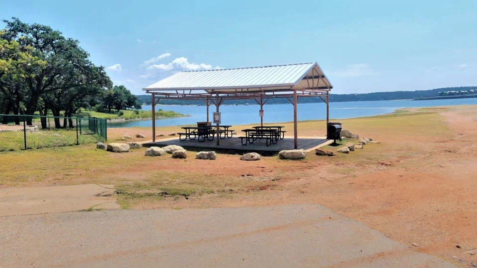 NOV 20-27~The Shores at Lake Travis Resort~2 BR VILLAS, TEXAS