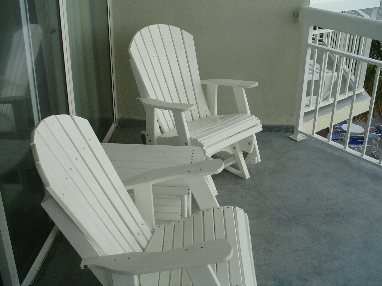 Ocean Front Myrtle Beach Area (Garden City Beach) Condo w/ 2 pools, Washer/Dryer