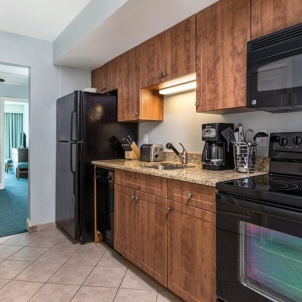 Wyndham Towers on the Grove 2BR Sleeps 8 | Jun 28-Jul 5 2026 | July 4 Wk NMB