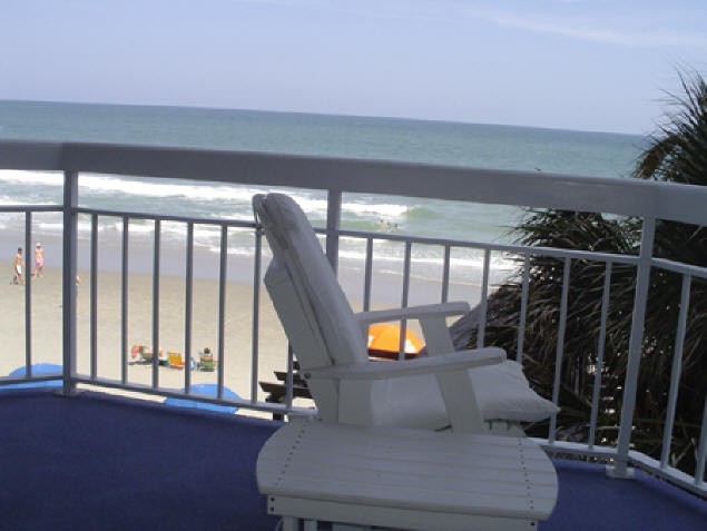 Ocean Front Myrtle Beach Area (Garden City Beach) Condo w/ 2 pools, Washer/Dryer