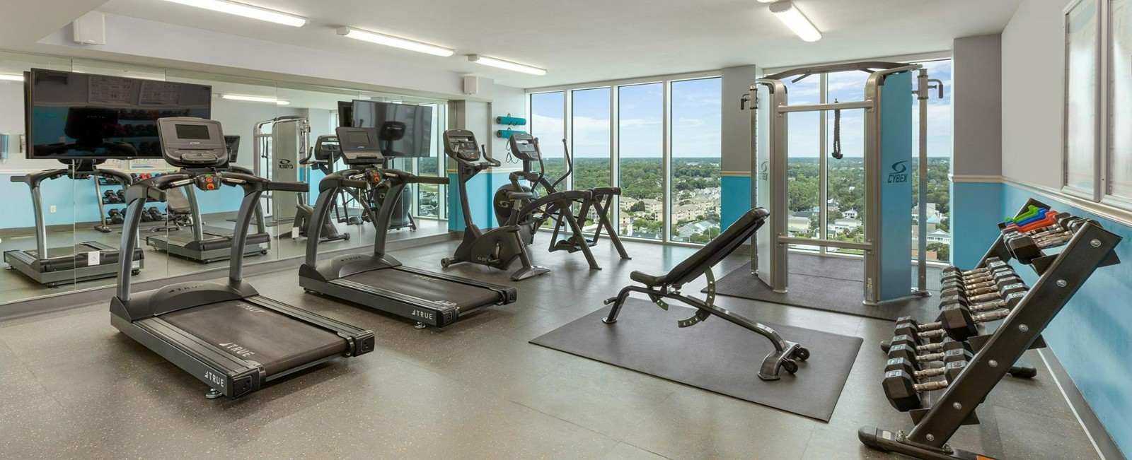 Wyndham Towers on the Grove – 2BR Jul July Aug August Sep Sept
