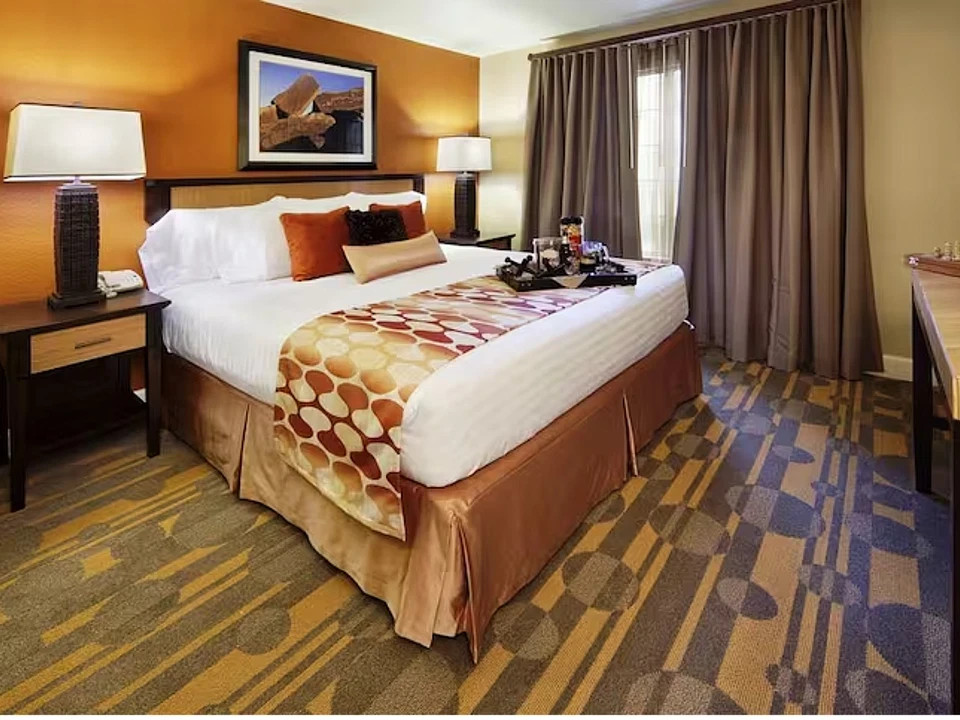 SEPTEMBER 18-25 WEEK~ Grandview at Las Vegas Resor~Vegas~2 UNITS A/B SLPS 8