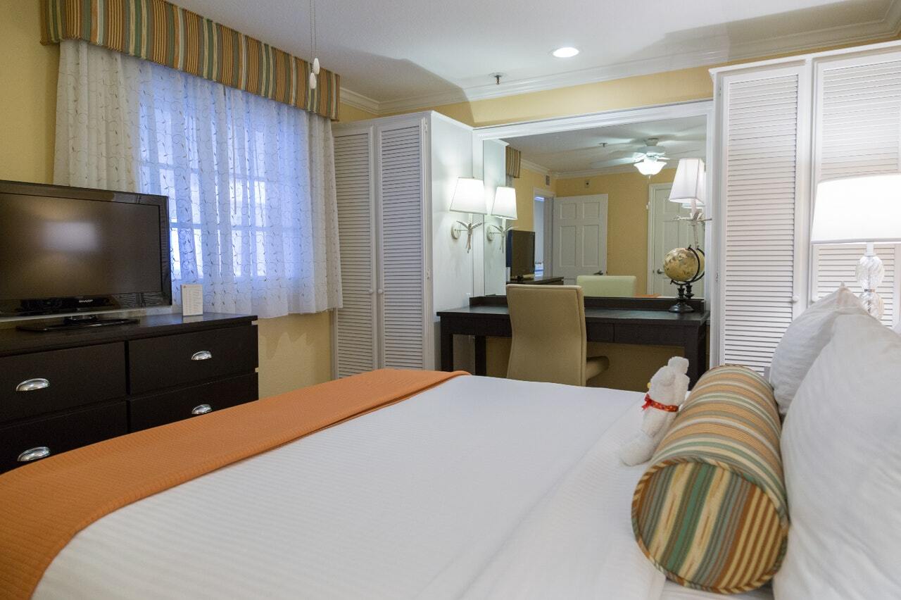 Carlsbad Inn Beach Resort 12/23-12/30/2023, 1 bedrm unit w/ Partial Ocean View