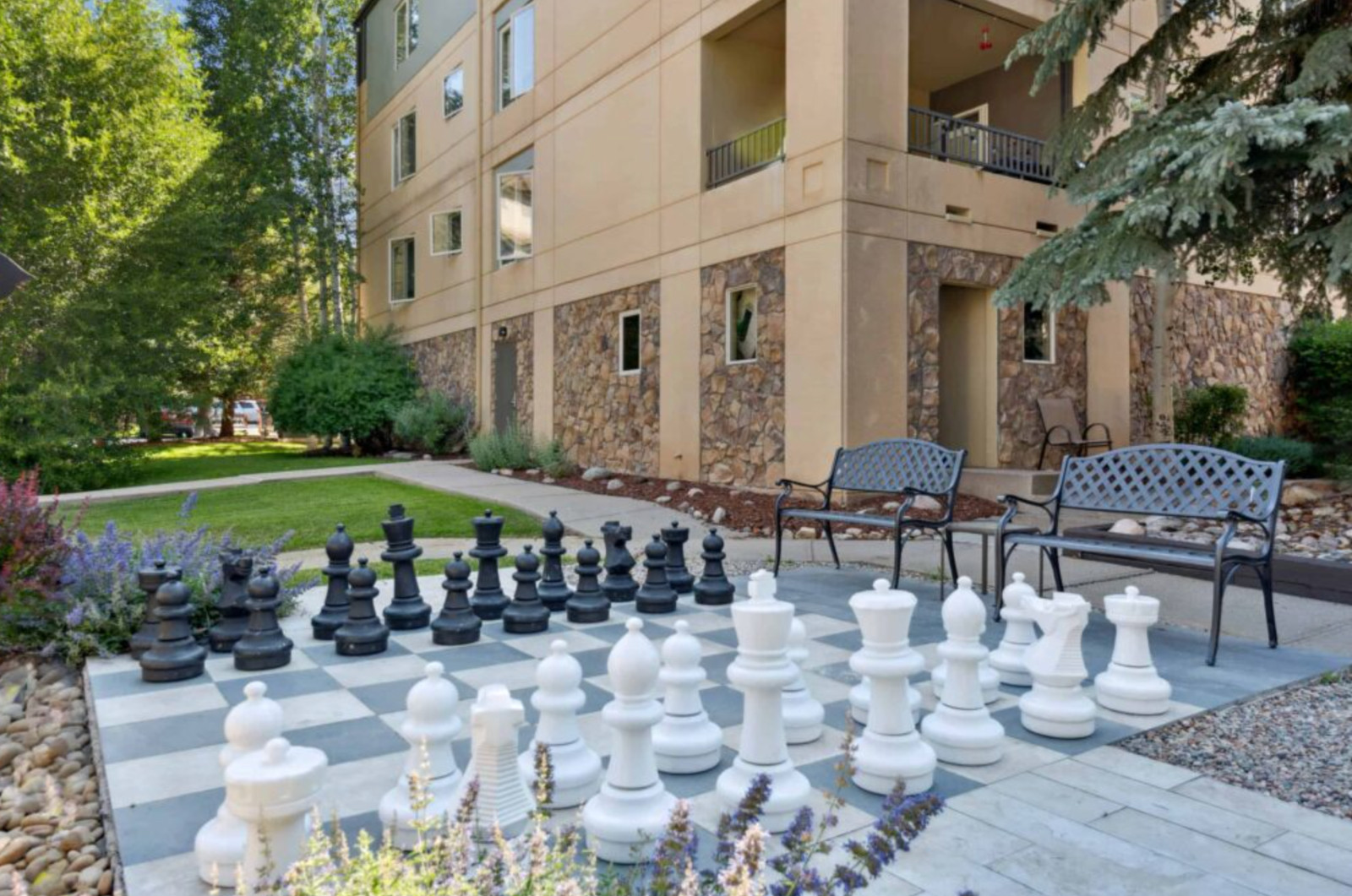 Falcon Point Resort ~ Avon, CO ~ 1BR/Sleeps 4 ~ 7Nts OCT/NOV 2026