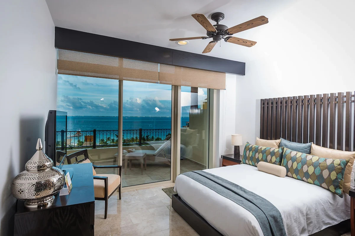 Villa del Palmar Puerto Vallarta – Flexible 7-Night Luxury Beachfront Stay