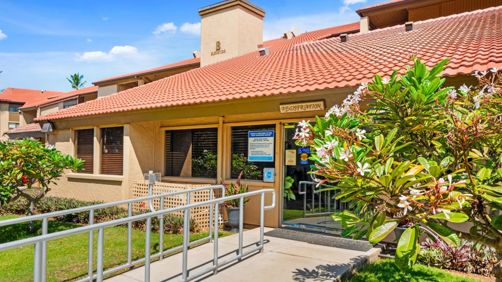 FOR RENT MAUI SCHOONER RESORT 2BR/2BA LUXURY CONDO 12/21-12/28 Christmas Week!
