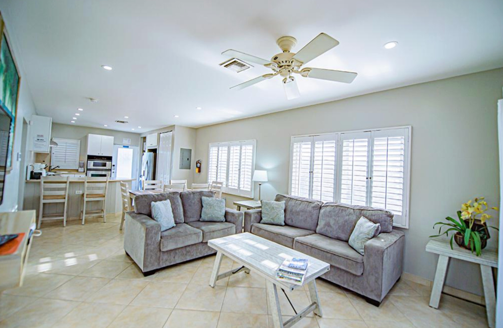 7 Mile Beach Resort ~ Cayman Islands ~ 2BR/Sleeps 4 ~ 7Nts Weekly Rentals 2026