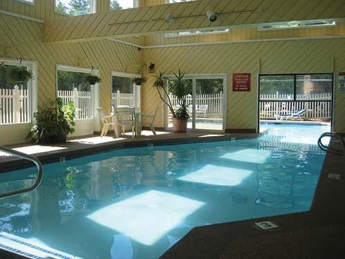 CATHEDRAL LEDGE RESORT MARCH 22-29 2026 – 2 BEDROOM CONDO WITH LOFT SLEEPS 8