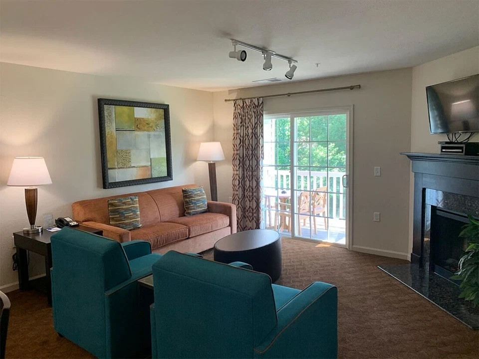 AUGUST WEEKS 2026~The COLONIES AT WILLIAMSBURG~2BR/SLP6 VA~PRICE IS FOR WK!