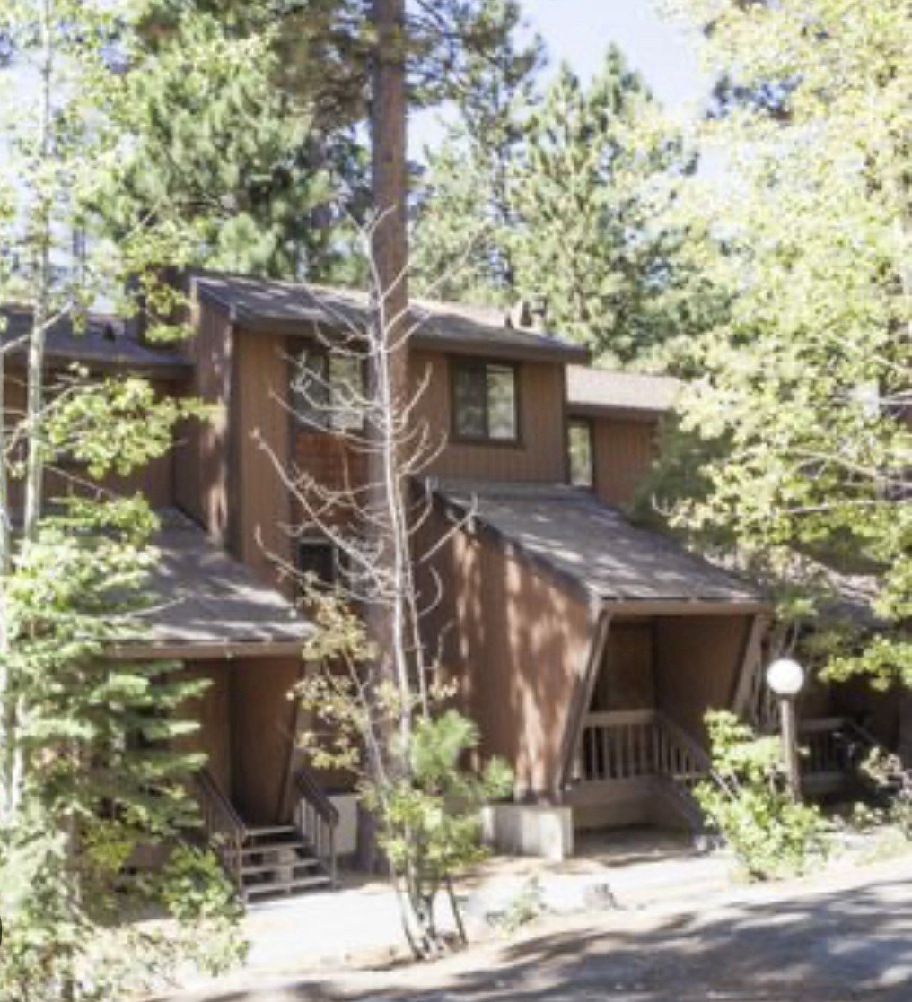 Club Tahoe Incline Village NV 2 bedroom + loft for 6 summer July 24-31