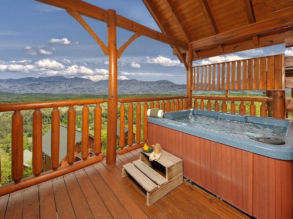 Our Smoky Mountain View Sevierville, TN, 1 BR 2 bath unbeatable mountain views