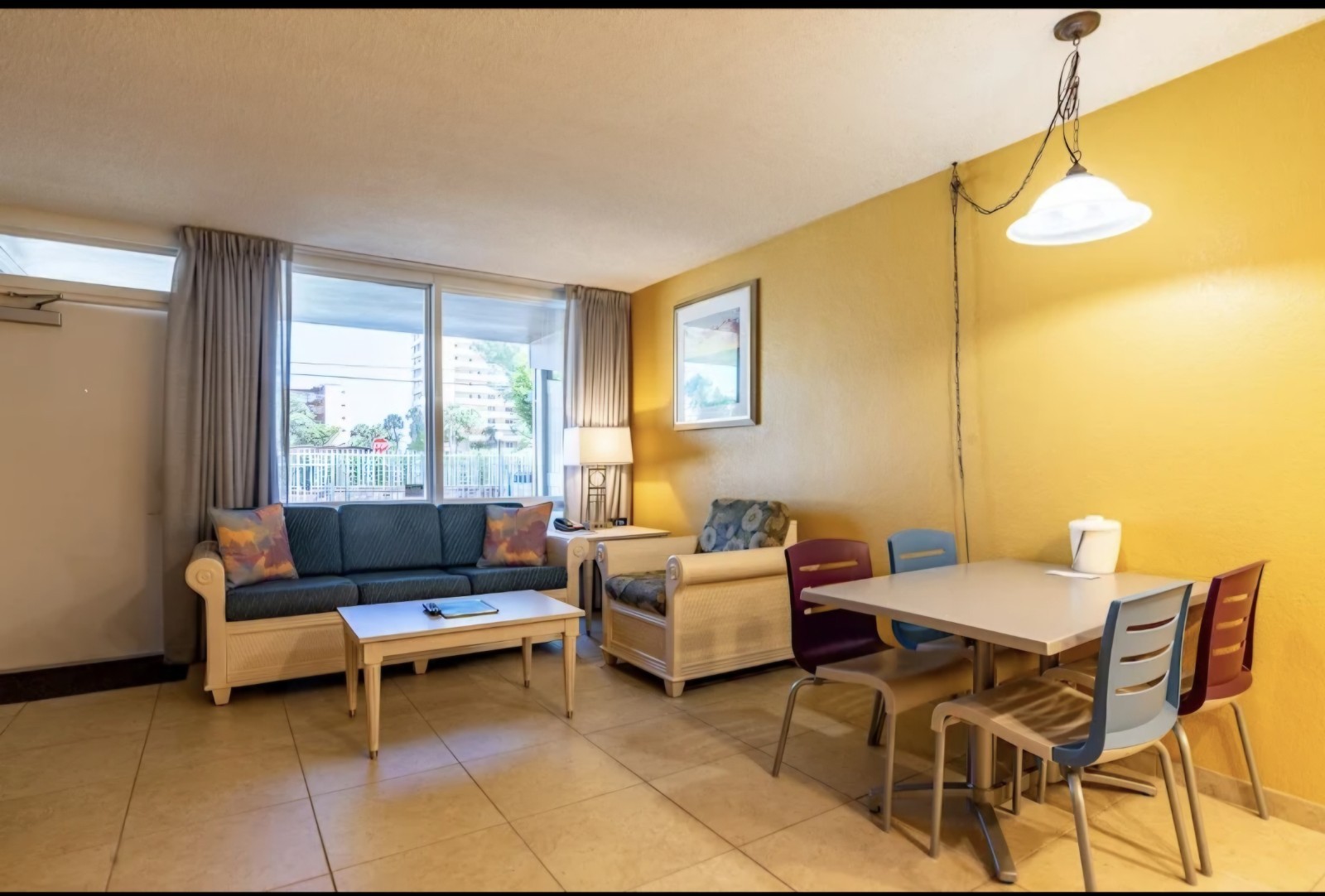 JULY AUGUST ~Canada House Beach Club~South FL~STUDIO CONDO SLPS 4~PRICE PER WEEK