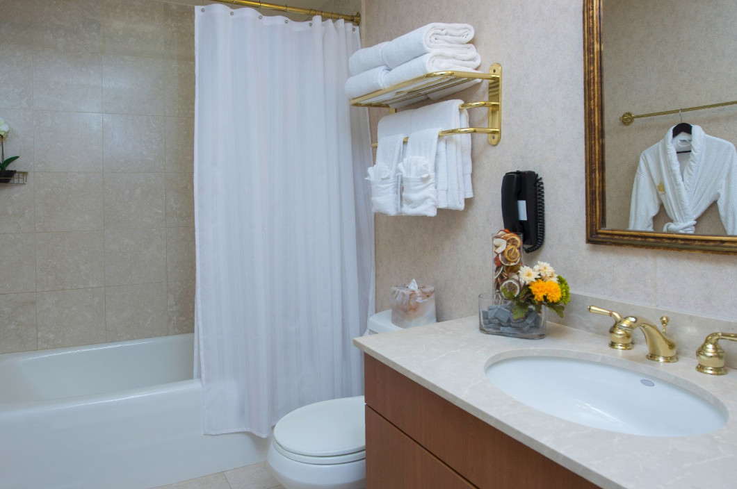 MANHATTAN CLUB – HALLOWEEN IN NEW YORK CITY NY 10/30/25-11/03/25 1BR/2BA