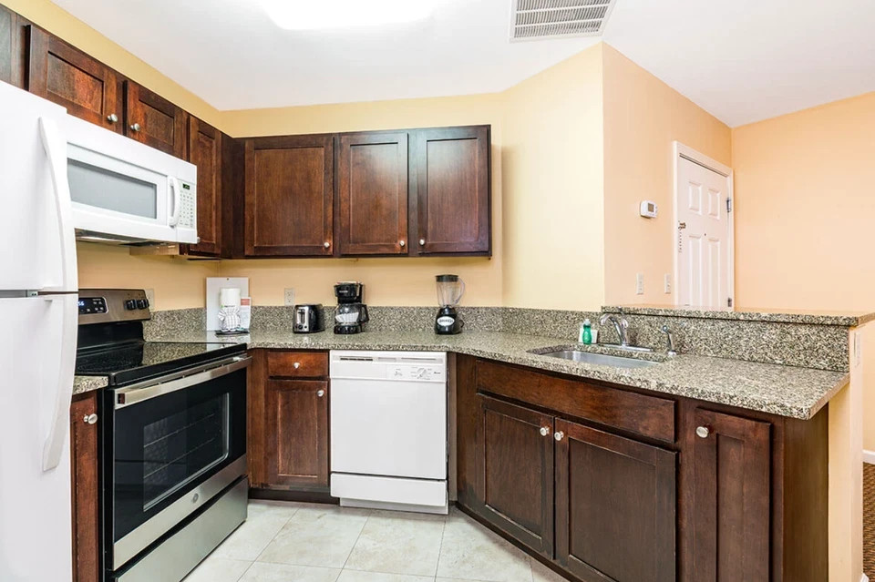 OCTOBER WEEKS~Vacation Village in the Berkshires Resort -1BR CONDO~MA~ SLPS 4
