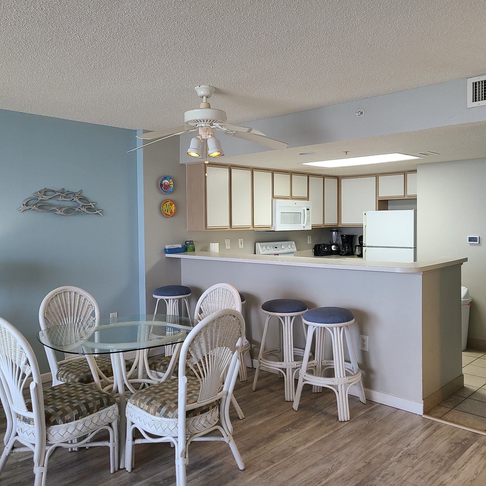Oceanfront 3 Bedrooms Condo Sleeps 8-10 – See description for available dates