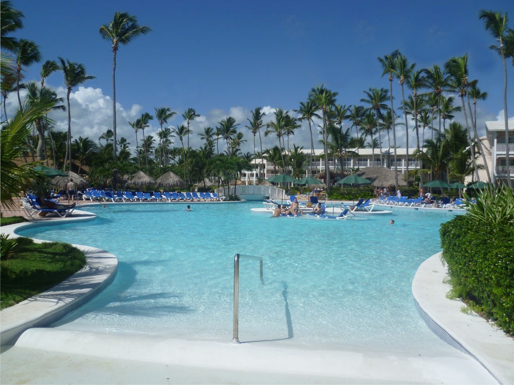 Punta Cana All-Inclusive VIK Hotel Cayena Beach 7 Nights – Dec 2025 – Sleeps 4