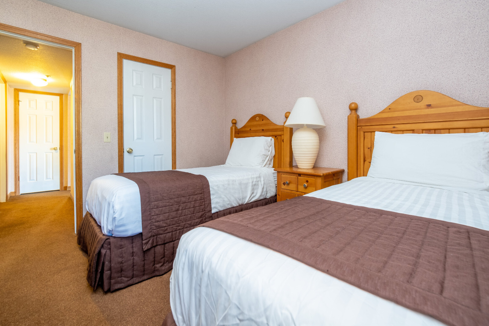 LAGONITA LODGE; 7 Nights in 2025; TWO Bedrooms, TWO Bathrooms, Sleeps 6