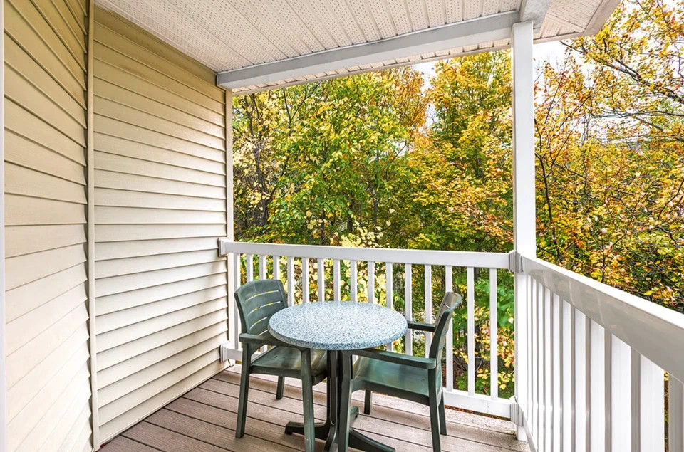 OCTOBER WEEKS~Vacation Village in the Berkshires Resort -1BR CONDO~MA~ SLPS 4