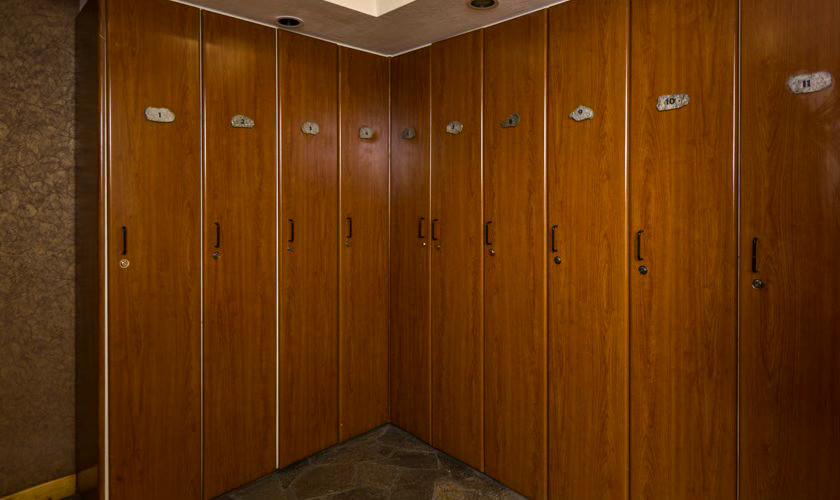 Olympic Valley / Palisades Tahoe, CA Red Wolf Lodge Studio June 14-21